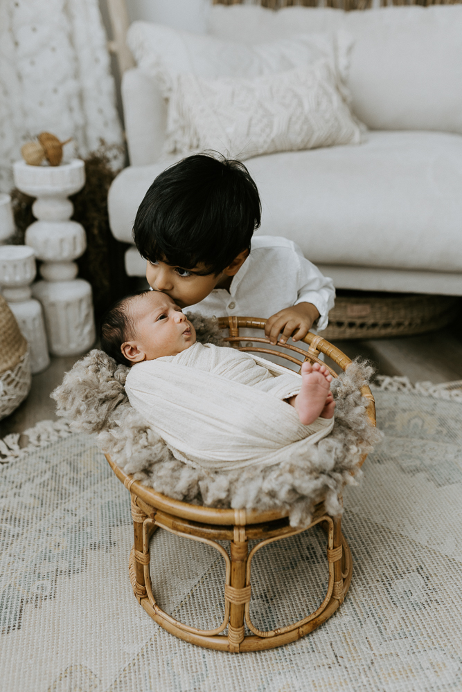 newborn baby maternity pregnancy family photographer photography photos gold coast brisbane Winni & Mini Photography tanha upper coomera pindara