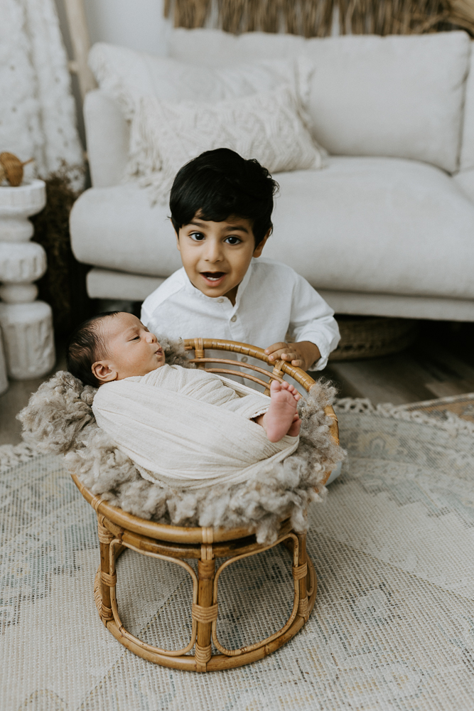 newborn baby maternity pregnancy family photographer photography photos gold coast brisbane Winni & Mini Photography tanha upper coomera pindara