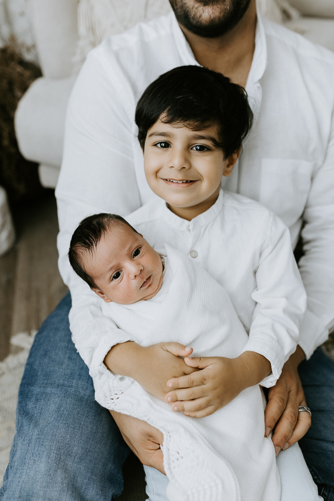 newborn baby maternity pregnancy family photographer photography photos gold coast brisbane Winni & Mini Photography tanha upper coomera pindara