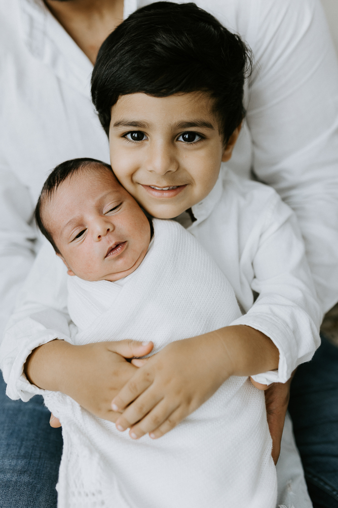 newborn baby maternity pregnancy family photographer photography photos gold coast brisbane Winni & Mini Photography tanha upper coomera pindara