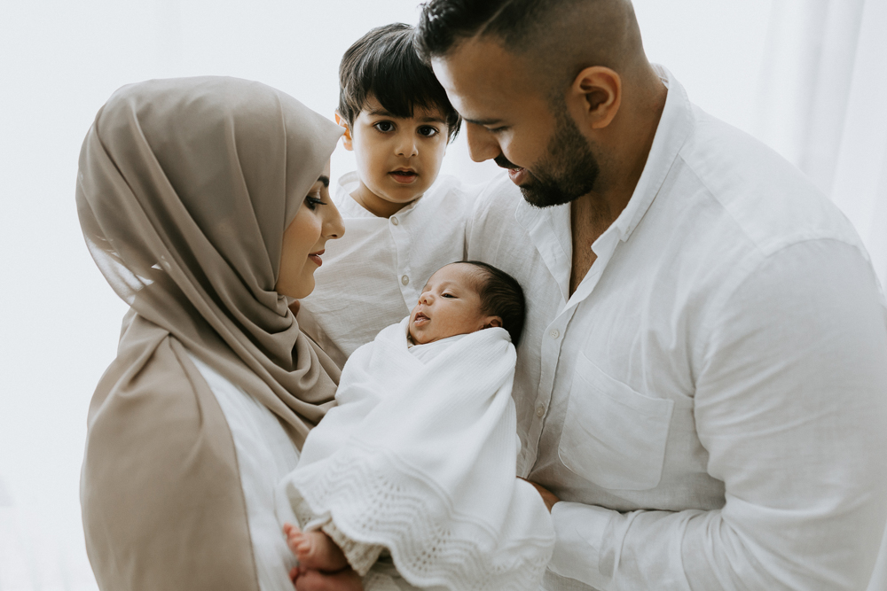 newborn baby maternity pregnancy family photographer photography photos gold coast brisbane Winni & Mini Photography tanha upper coomera pindara