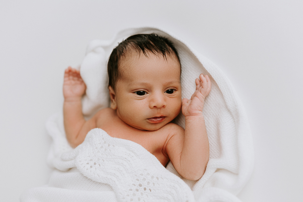newborn baby maternity pregnancy family photographer photography photos gold coast brisbane Winni & Mini Photography tanha upper coomera pindara