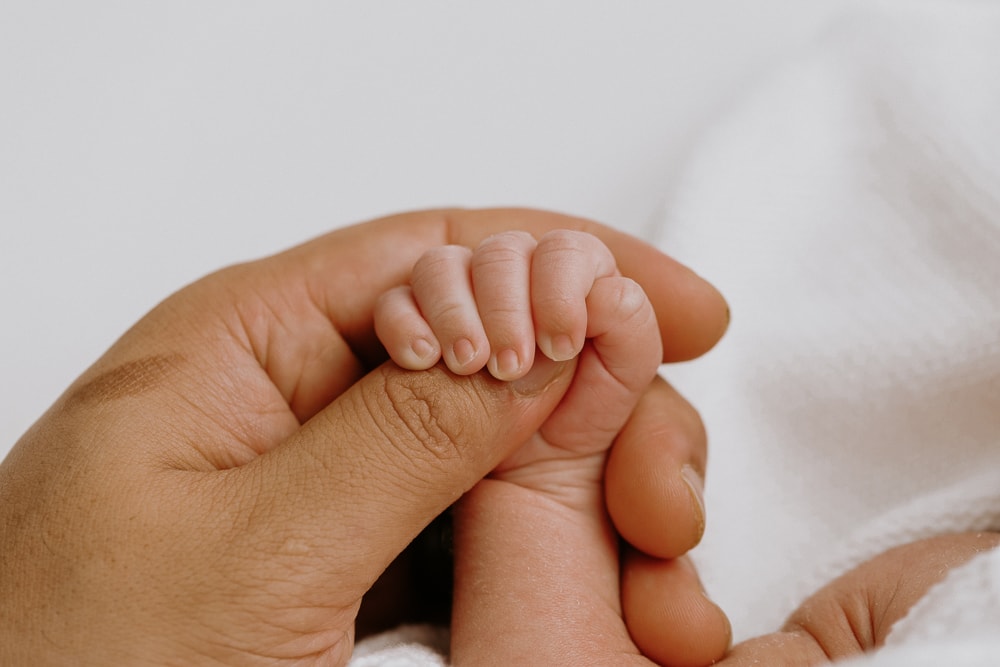 newborn baby maternity pregnancy family photographer photography photos gold coast brisbane Winni & Mini Photography tanha upper coomera pindara