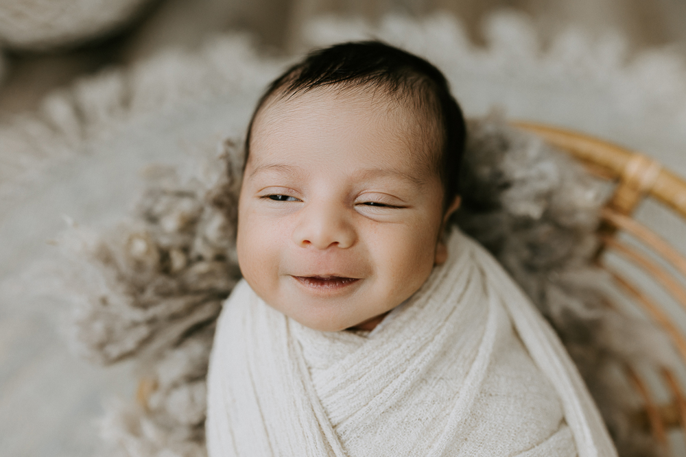 newborn baby maternity pregnancy family photographer photography photos gold coast brisbane Winni & Mini Photography tanha upper coomera pindara
