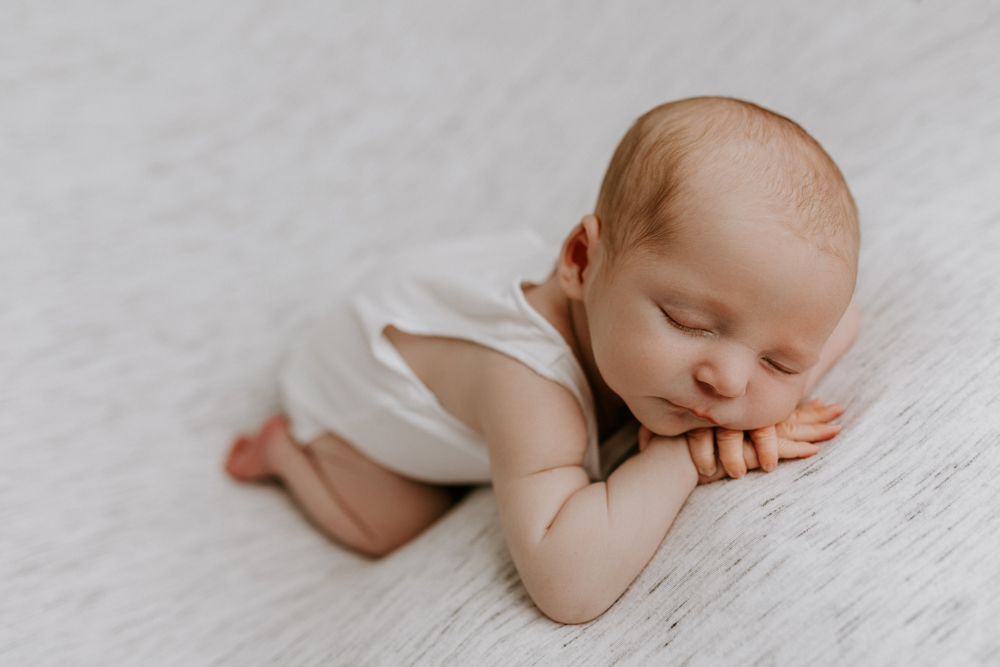 newborn baby maternity pregnancy family photographer photography photos gold coast brisbane Winni & Mini Photography tanha upper coomera pindara