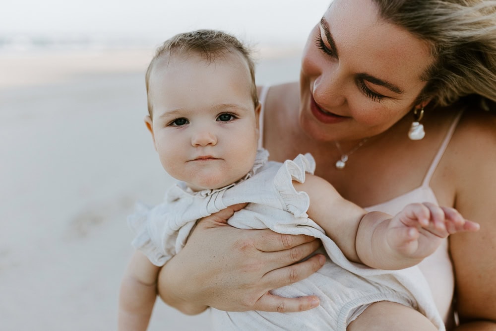 newborn baby maternity pregnancy family photographer photography photos gold coast brisbane Winni & Mini Photography tanha upper coomera pindara
