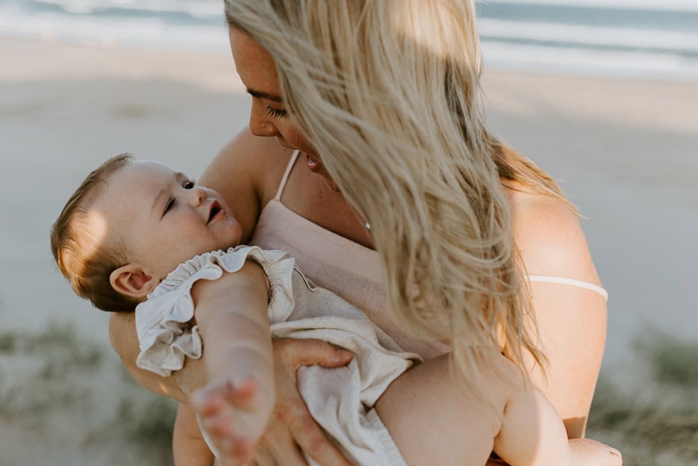 newborn baby maternity pregnancy family photographer photography photos gold coast brisbane Winni & Mini Photography tanha upper coomera pindara