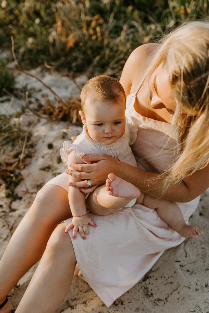 newborn baby maternity pregnancy family photographer photography photos gold coast brisbane Winni & Mini Photography tanha upper coomera pindara