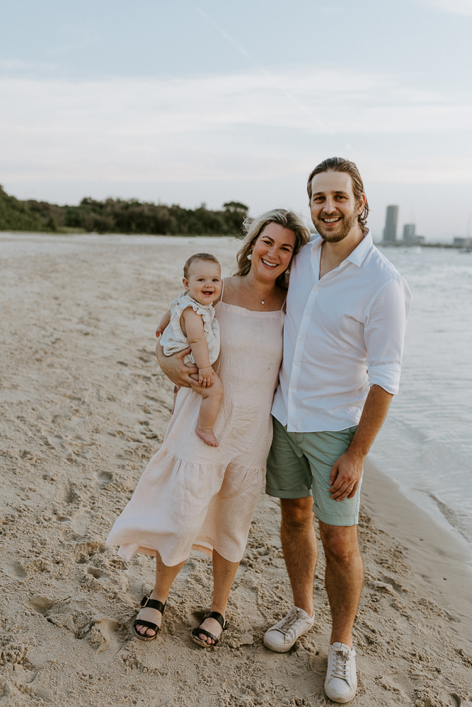 newborn baby maternity pregnancy family photographer photography photos gold coast brisbane Winni & Mini Photography tanha upper coomera pindara