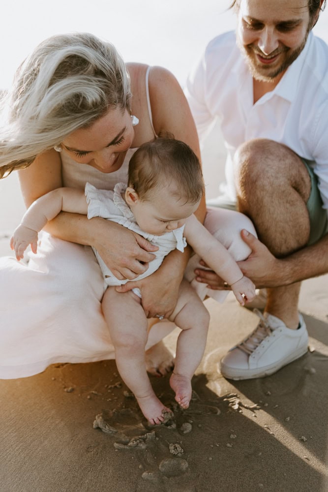 newborn baby maternity pregnancy family photographer photography photos gold coast brisbane Winni & Mini Photography tanha upper coomera pindara