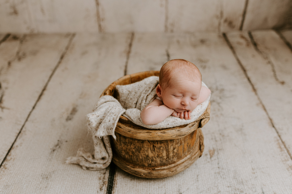 newborn baby maternity pregnancy family photographer photography photos gold coast brisbane Winni & Mini Photography tanha upper coomera pindara