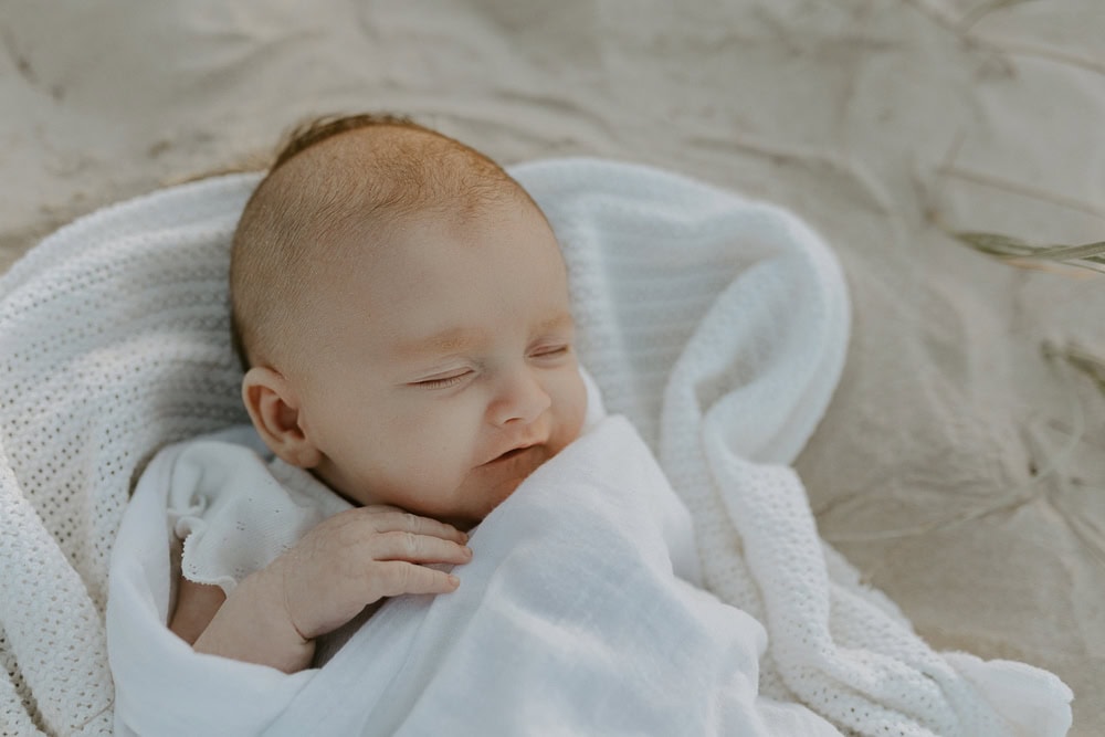newborn baby maternity pregnancy family photographer photography photos gold coast brisbane Winni & Mini Photography tanha upper coomera pindara