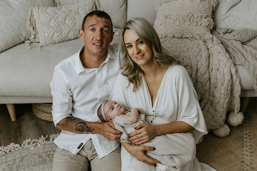 newborn baby maternity pregnancy family photographer photography photos gold coast brisbane Winni & Mini Photography tanha upper coomera pindara