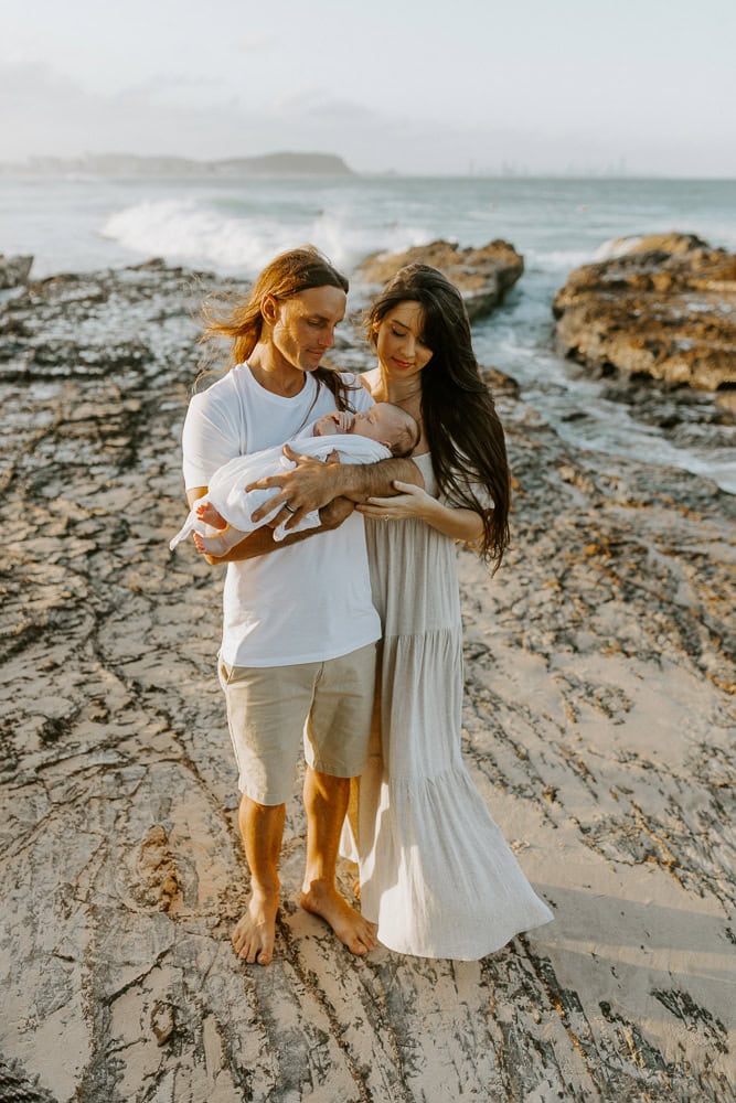 newborn baby maternity pregnancy family photographer photography photos gold coast brisbane Winni & Mini Photography tanha upper coomera pindara