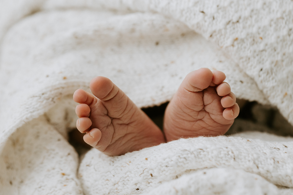 newborn baby maternity pregnancy family photographer photography photos gold coast brisbane Winni & Mini Photography tanha upper coomera pindara