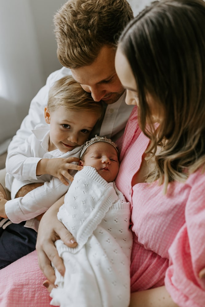 newborn baby family child pregnancy maternity birth toddler photos photography photographer photographs gold coast brisbane pindara mater mothers babies infant Winni & Mini Photography tanha-1
