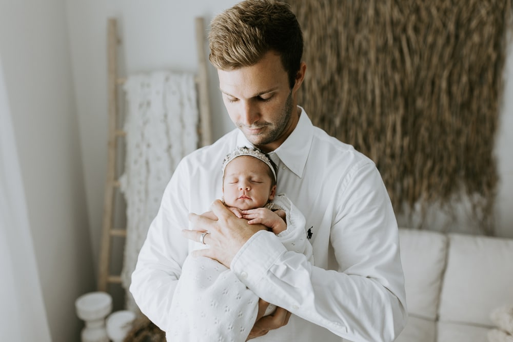 newborn baby family child pregnancy maternity birth toddler photos photography photographer photographs gold coast brisbane pindara mater mothers babies infant Winni & Mini Photography tanha-1