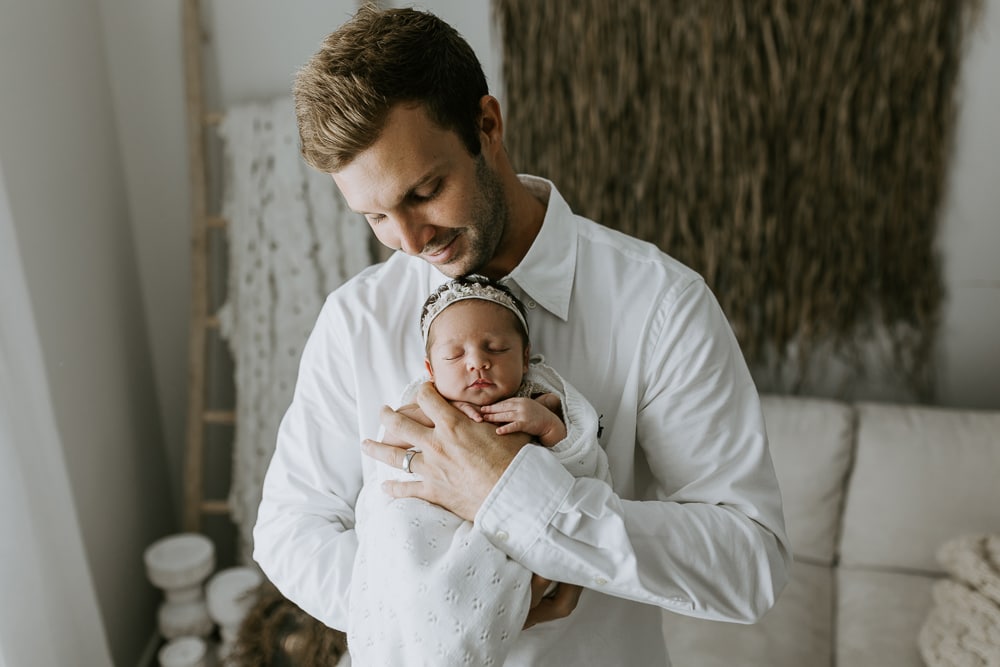 newborn baby family child pregnancy maternity birth toddler photos photography photographer photographs gold coast brisbane pindara mater mothers babies infant Winni & Mini Photography tanha-1