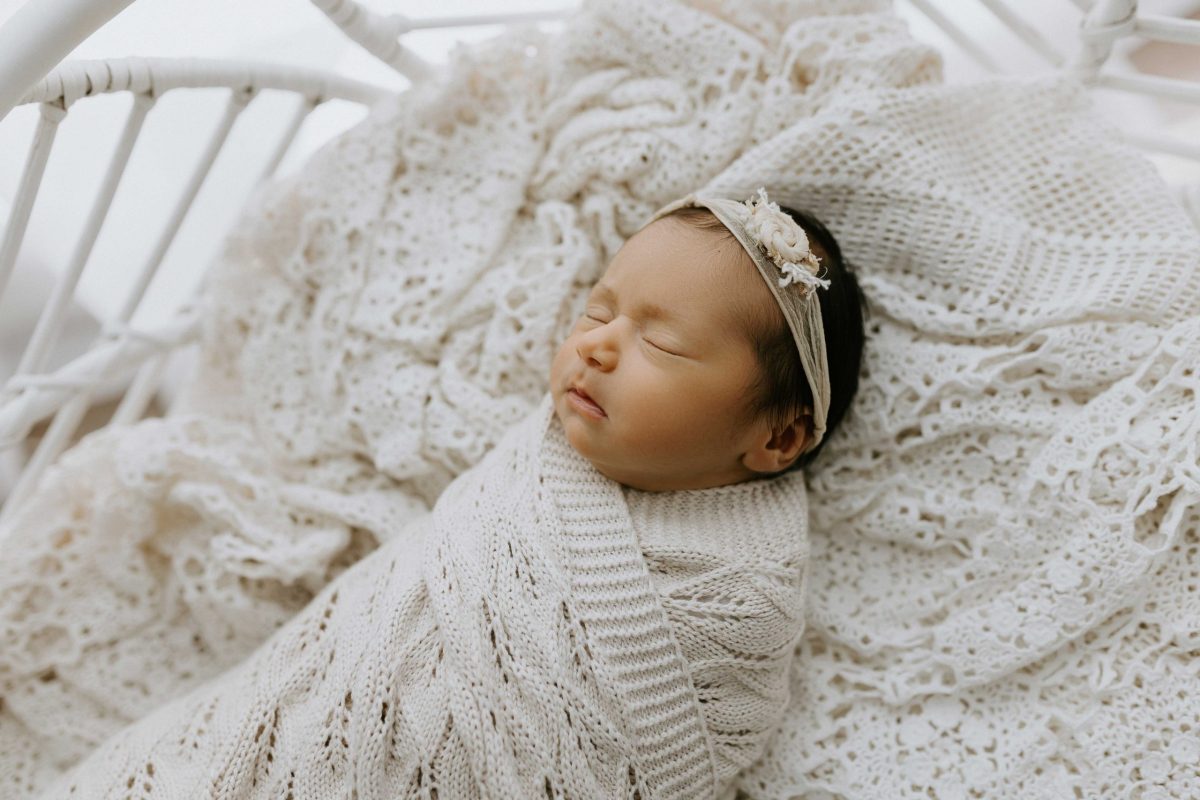 newborn baby family maternity pregnancy photos photographer photography Winni & Mini Photography Upper Coomera Brisbane Gold Coast children beach session pindara mater mothers