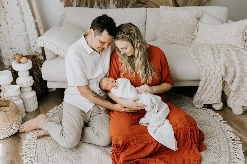 newborn baby family maternity pregnancy photos photographer photography Winni & Mini Photography Upper Coomera Brisbane Gold Coast children beach session pindara mater mothers