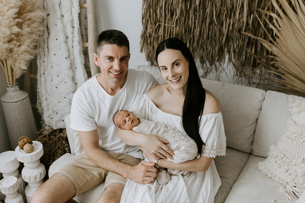 newborn baby family maternity pregnancy photos photographer photography Winni & Mini Photography Upper Coomera Brisbane Gold Coast children beach session pindara mater mothers -1