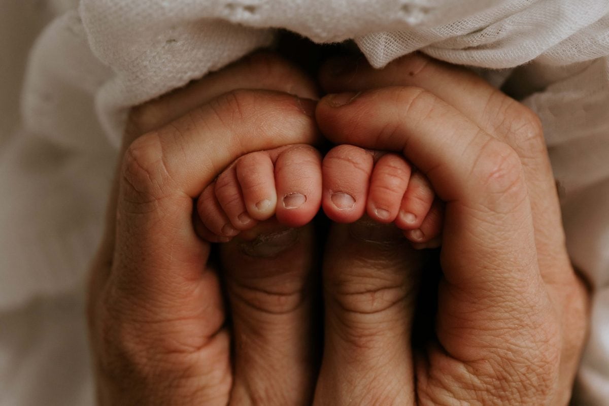 newborn baby family maternity pregnancy photos photographer photography Winni & Mini Photography Upper Coomera Brisbane Gold Coast children beach session pindara mater mothers
