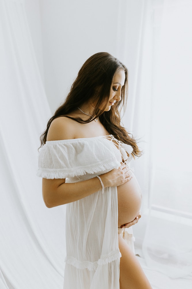 newborn baby maternity pregnancy family photographer photography photos gold coast brisbane Winni & Mini Photography tanha upper coomera pindara