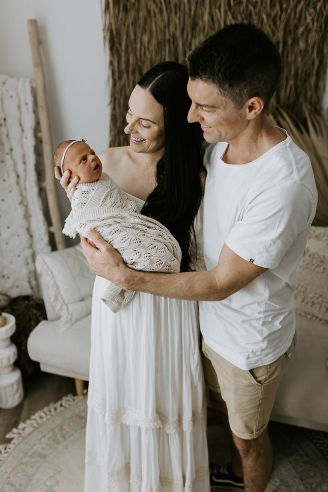newborn baby family maternity pregnancy photos photographer photography Winni & Mini Photography Upper Coomera Brisbane Gold Coast children beach session pindara mater mothers -1