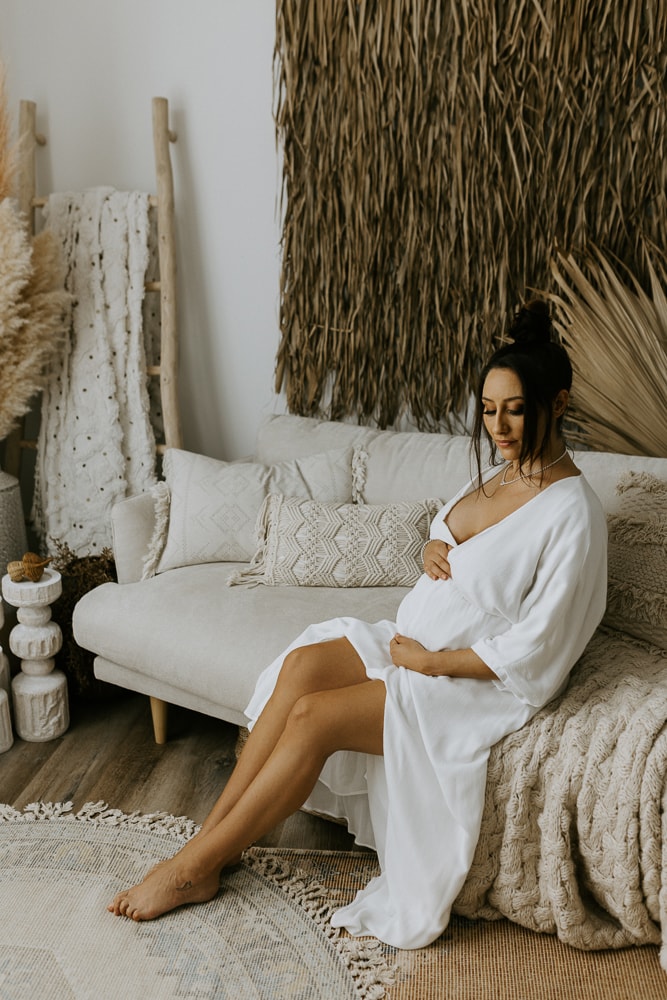 newborn baby maternity pregnancy family photographer photography photos gold coast brisbane Winni & Mini Photography tanha upper coomera pindara
