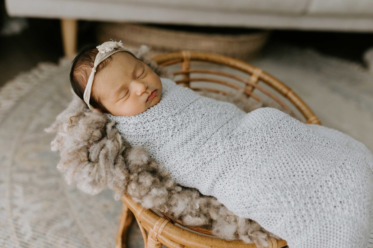 newborn baby family maternity pregnancy photos photographer photography Winni & Mini Photography Upper Coomera Brisbane Gold Coast children beach session pindara mater mothers