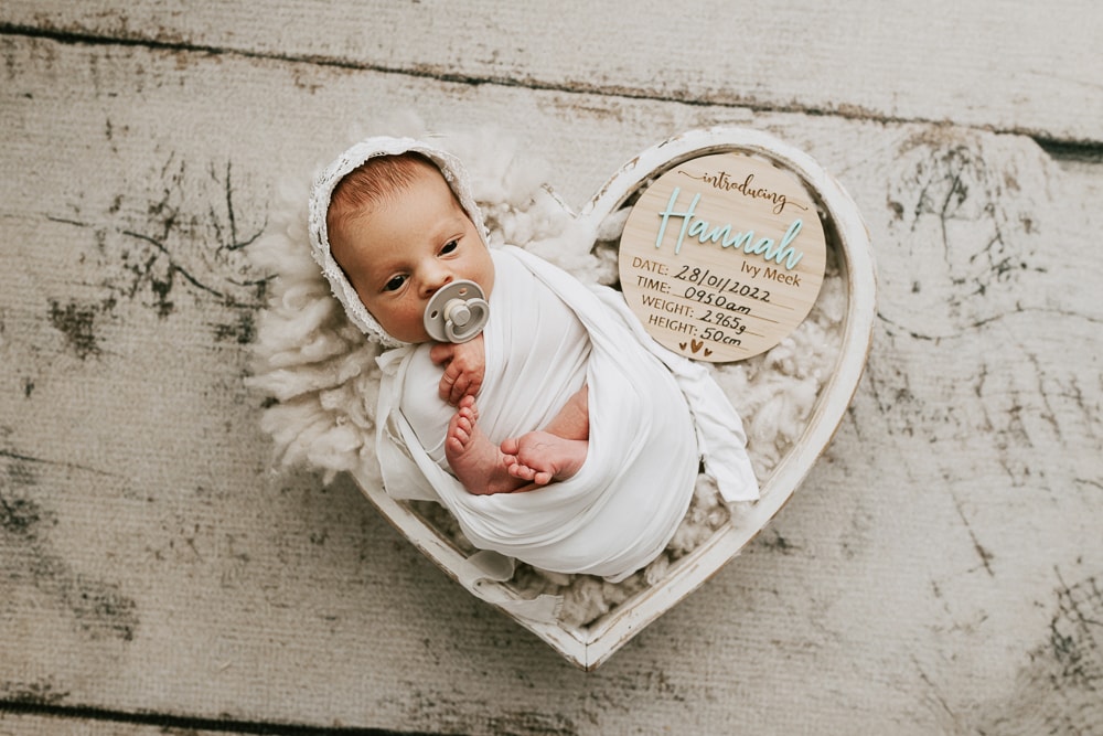 newborn baby family maternity pregnancy photos photographer photography Winni & Mini Photography Upper Coomera Brisbane Gold Coast children beach session pindara mater mothers -1
