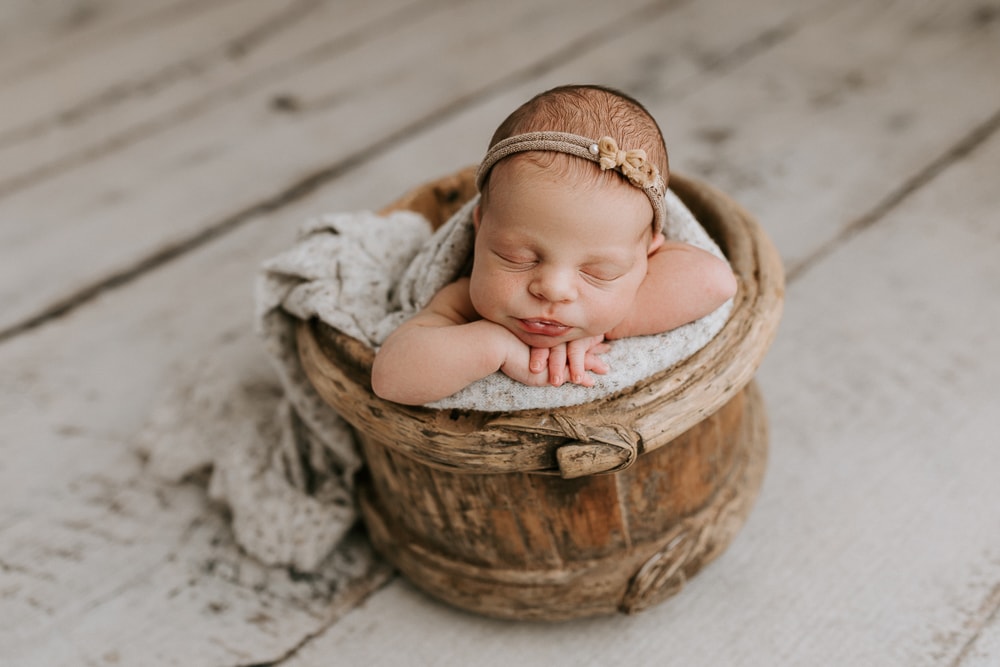newborn baby family maternity pregnancy photos photographer photography Winni & Mini Photography Upper Coomera Brisbane Gold Coast children beach session pindara mater mothers -1