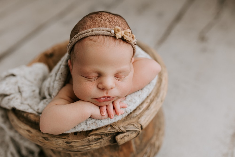 newborn baby family maternity pregnancy photos photographer photography Winni & Mini Photography Upper Coomera Brisbane Gold Coast children beach session pindara mater mothers -1