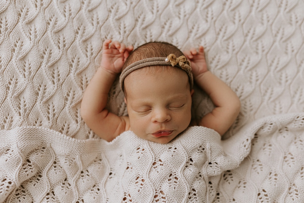newborn baby family maternity pregnancy photos photographer photography Winni & Mini Photography Upper Coomera Brisbane Gold Coast children beach session pindara mater mothers -1