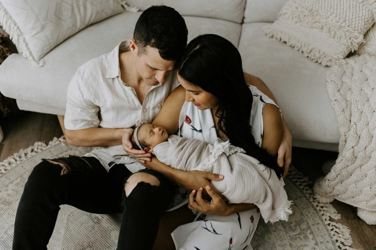 newborn baby family maternity pregnancy photos photographer photography Winni & Mini Photography Upper Coomera Brisbane Gold Coast children beach session pindara mater mothers