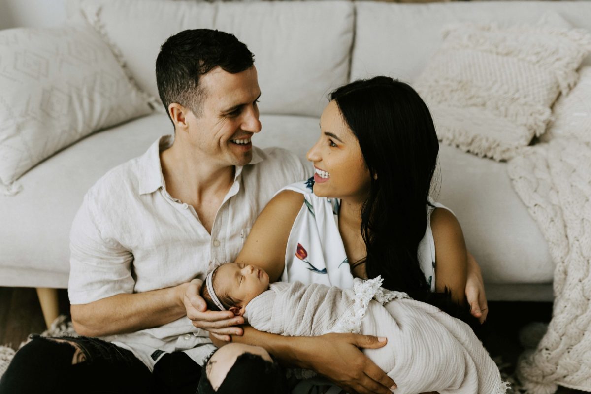 newborn baby family maternity pregnancy photos photographer photography Winni & Mini Photography Upper Coomera Brisbane Gold Coast children beach session pindara mater mothers
