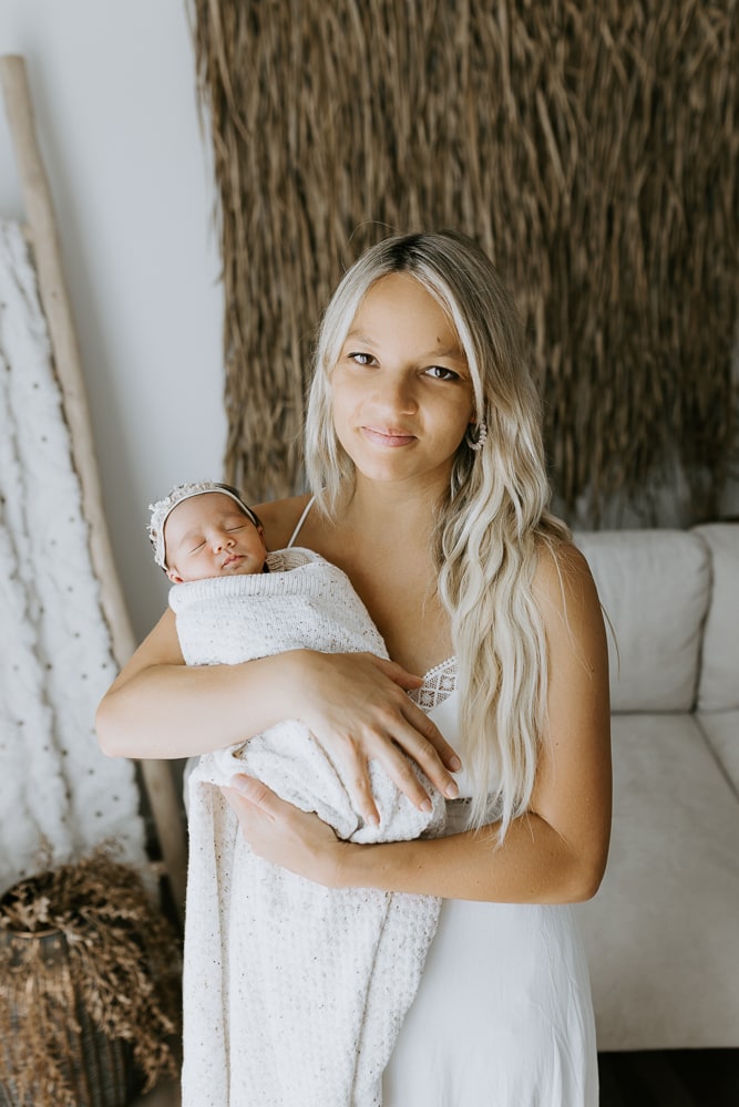 newborn baby family child pregnancy maternity birth toddler photos photography photographer photographs gold coast brisbane pindara mater mothers babies infant Winni & Mini Photography tanha