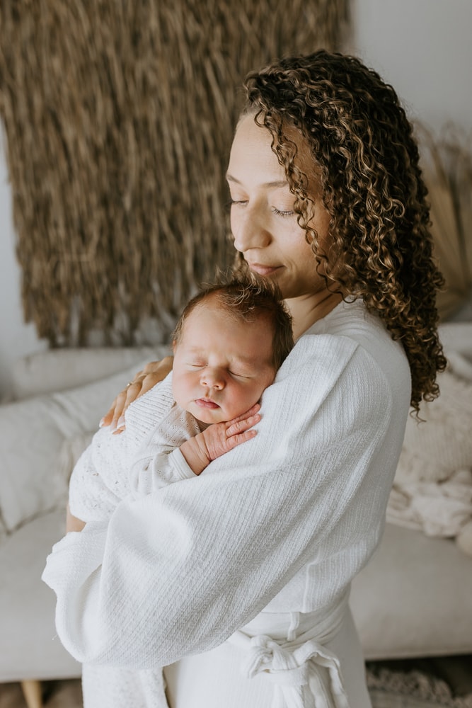 Newborn baby family maternity pregnancy photos photography photographer gold coast brisbane tanha-1