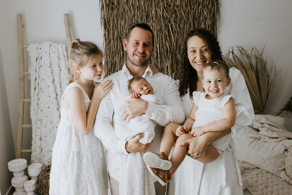 Newborn baby family maternity pregnancy photos photography photographer gold coast brisbane tanha-1