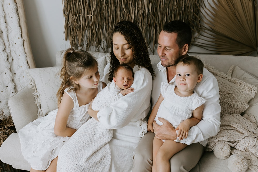 Newborn baby family maternity pregnancy photos photography photographer gold coast brisbane tanha-1