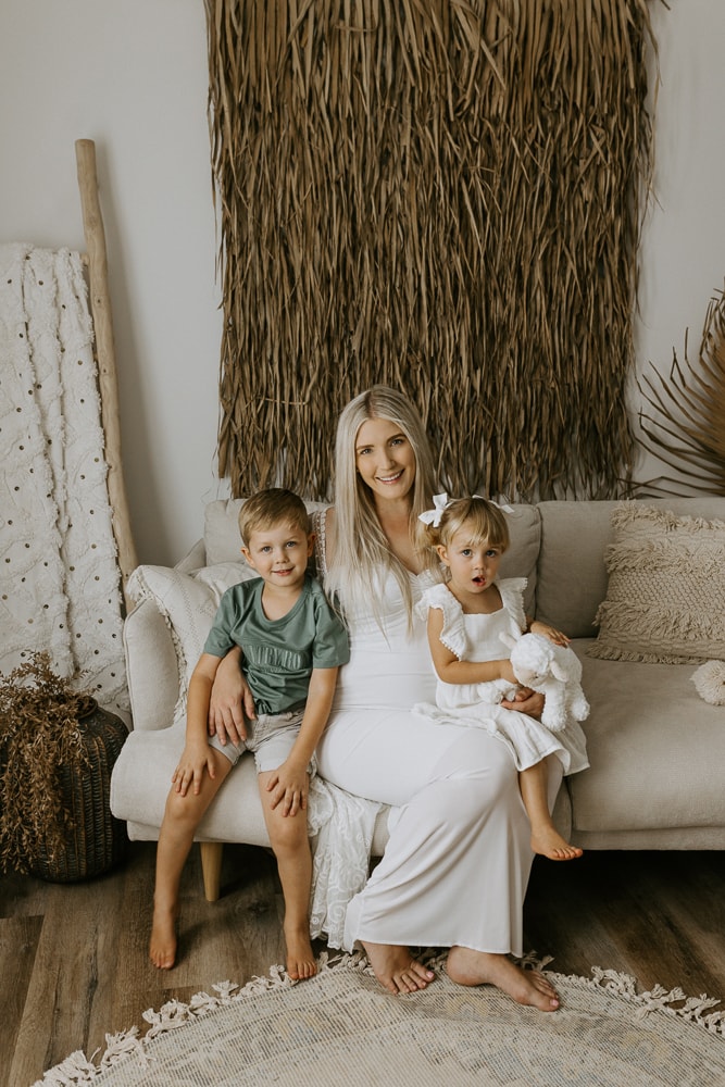 Newborn baby family maternity pregnancy photos photography photographer gold coast brisbane tanha-1