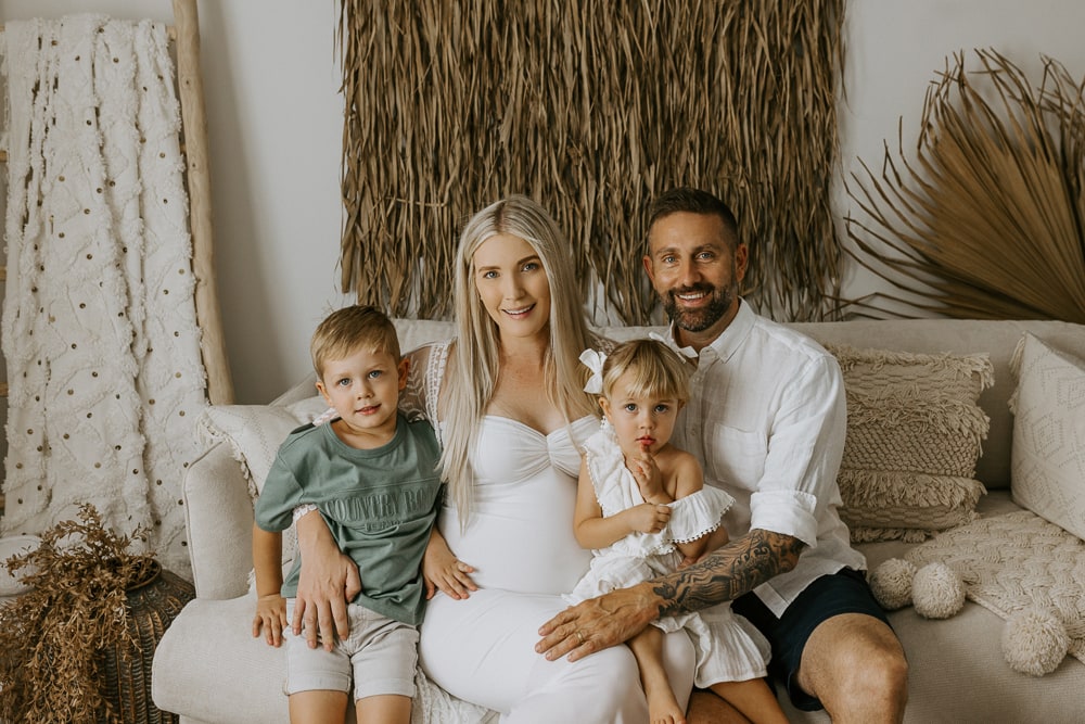 Newborn baby family maternity pregnancy photos photography photographer gold coast brisbane tanha-1