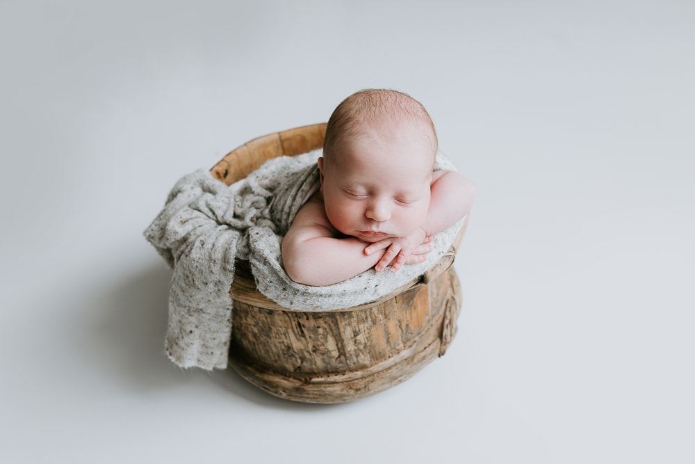 Newborn baby family maternity pregnancy photos photographer photography gold coast Brisbane Baby Bunting-1