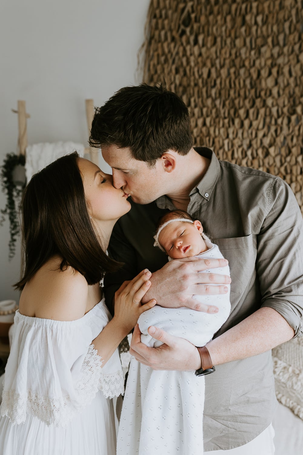 newborn baby family child pregnancy maternity birth toddler photos photography photographer photographs gold coast brisbane pindara mater mothers babies infant Winni & Mini Photography tanha