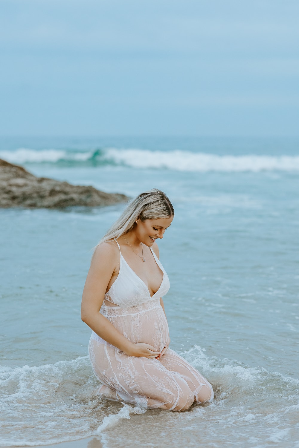 Newborn baby, family, pregnancy, maternity photographer Gold Coast Brisbane. Photography photos Winni & Mini Photography Tanha
