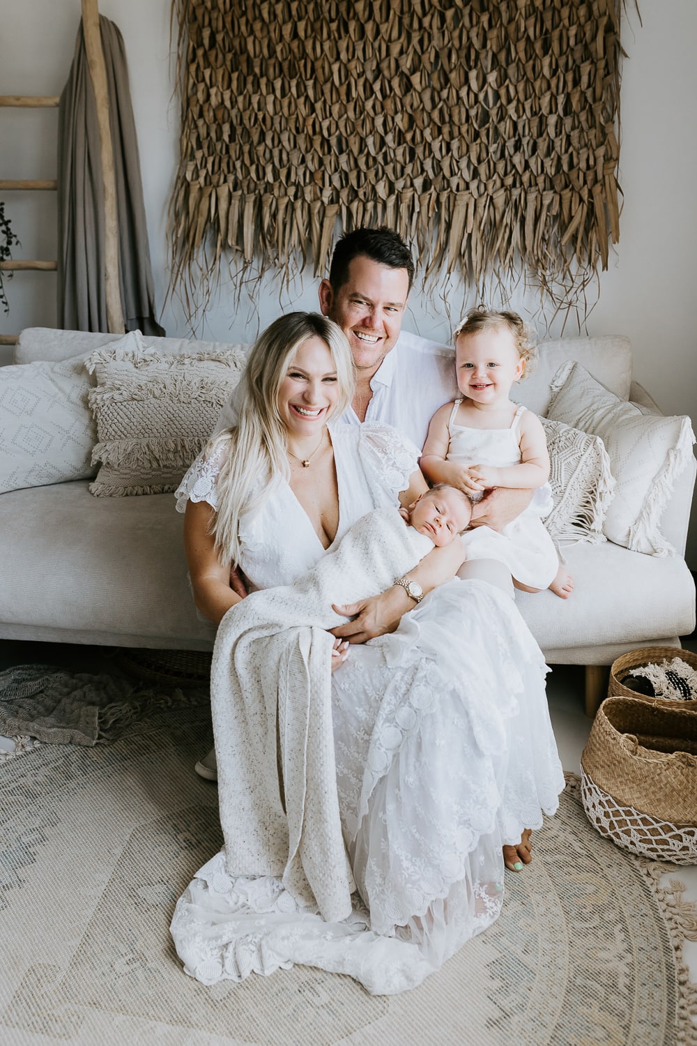 Newborn baby, family, pregnancy, maternity photographer Gold Coast Brisbane. Photography photos Winni & Mini Photography Tanha