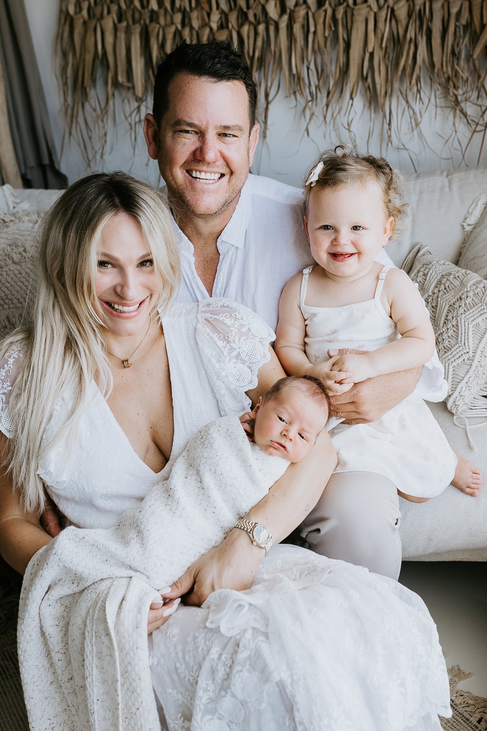 Newborn baby, family, pregnancy, maternity photographer Gold Coast Brisbane. Photography photos Winni & Mini Photography Tanha