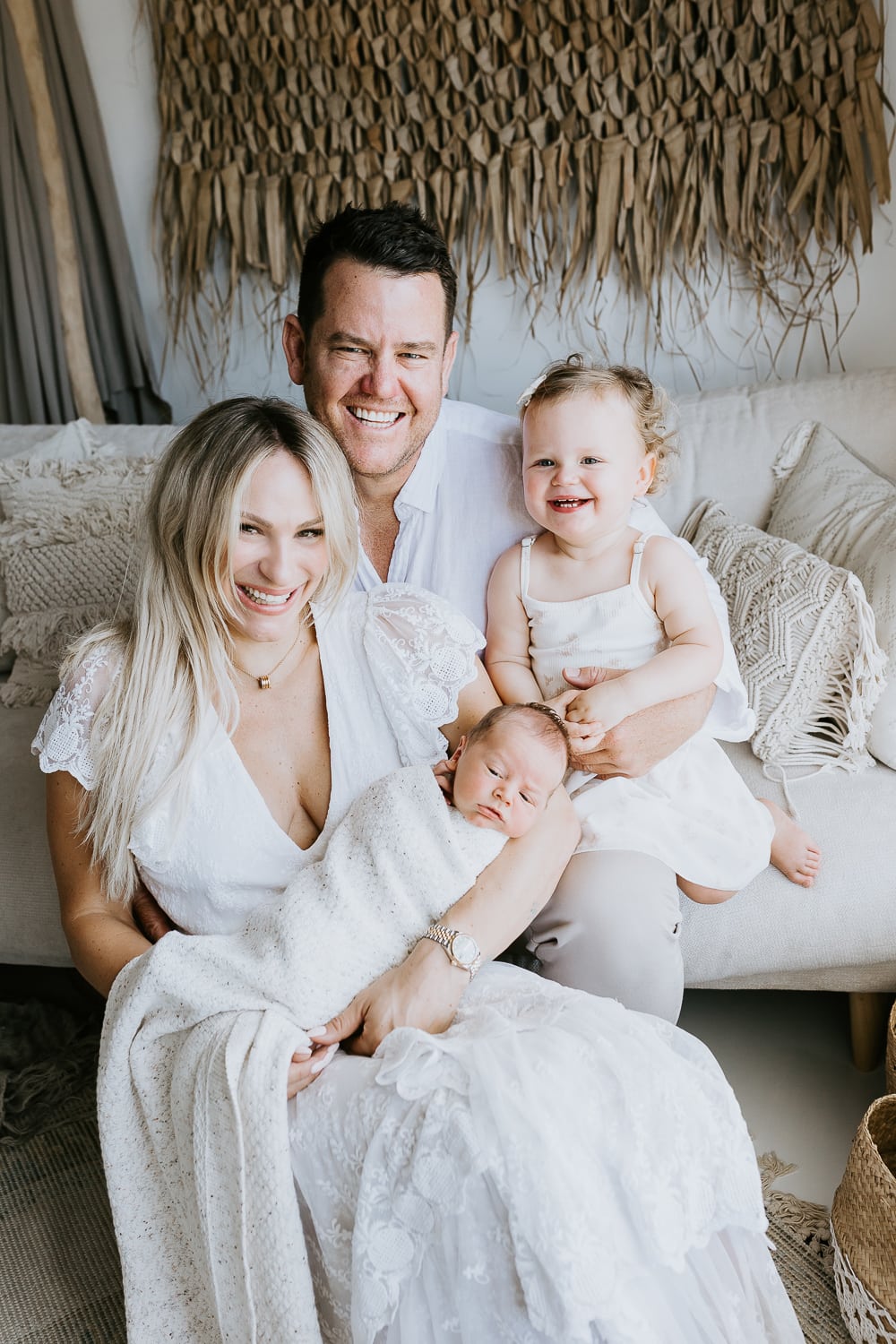 Newborn baby, family, pregnancy, maternity photographer Gold Coast Brisbane. Photography photos Winni & Mini Photography Tanha