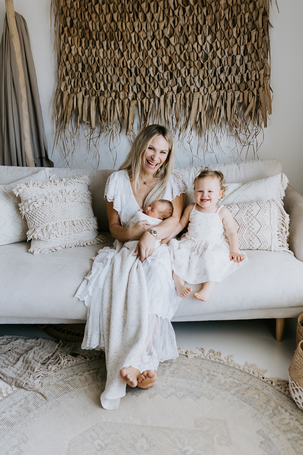 Newborn baby, family, pregnancy, maternity photographer Gold Coast Brisbane. Photography photos Winni & Mini Photography Tanha