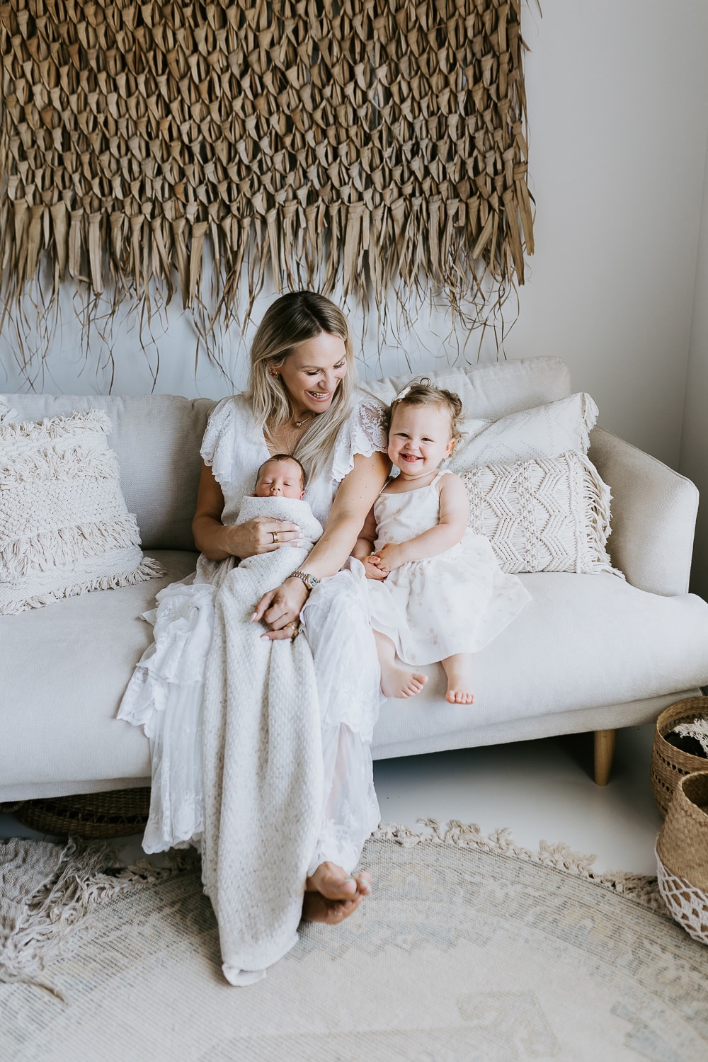 Newborn baby, family, pregnancy, maternity photographer Gold Coast Brisbane. Photography photos Winni & Mini Photography Tanha